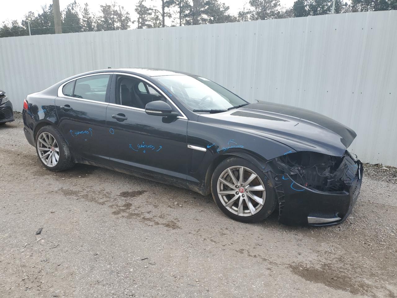JAGUAR XF 2.0T PREMIUM