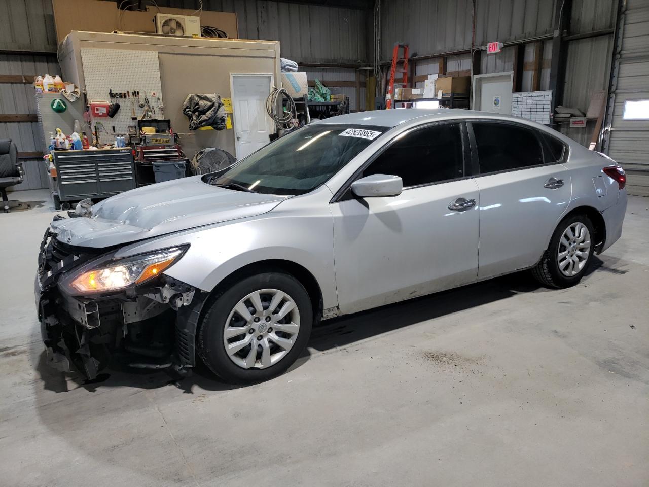  Salvage Nissan Altima