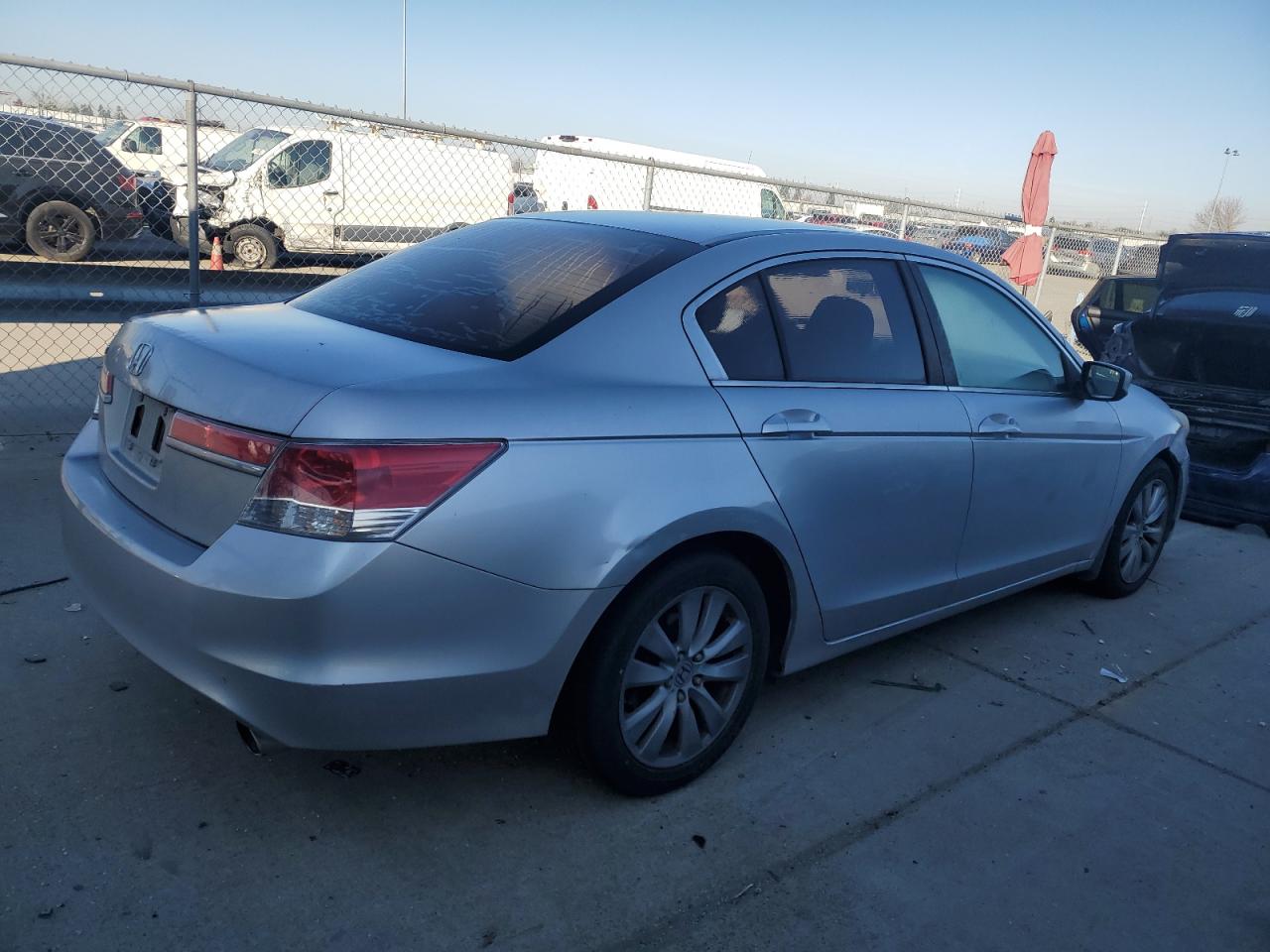 Lot #3050292924 2011 HONDA ACCORD EX