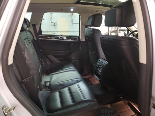 2016 VOLKSWAGEN TOUAREG SP WVGEF9BP7GD012549