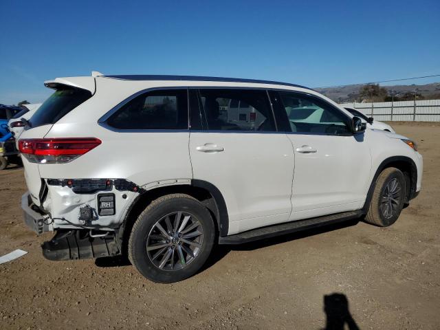 TOYOTA HIGHLANDER 2018 white  gas 5TDJZRFH3JS811382 photo #4