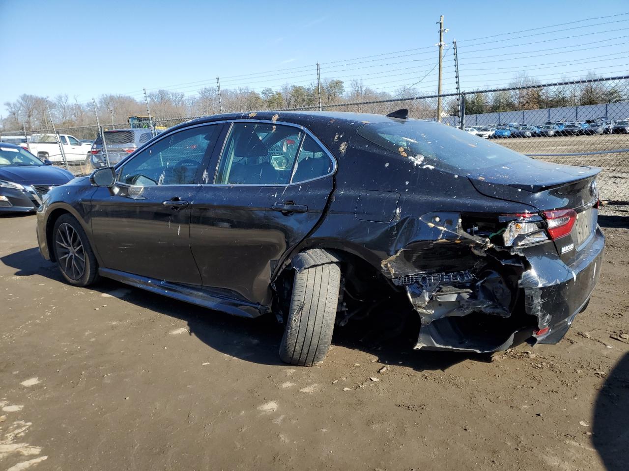 TOYOTA CAMRY SE NIGHT SHADE