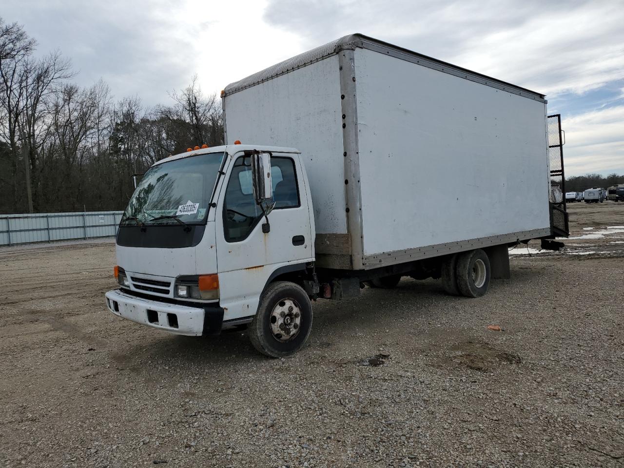  Salvage Isuzu Npr