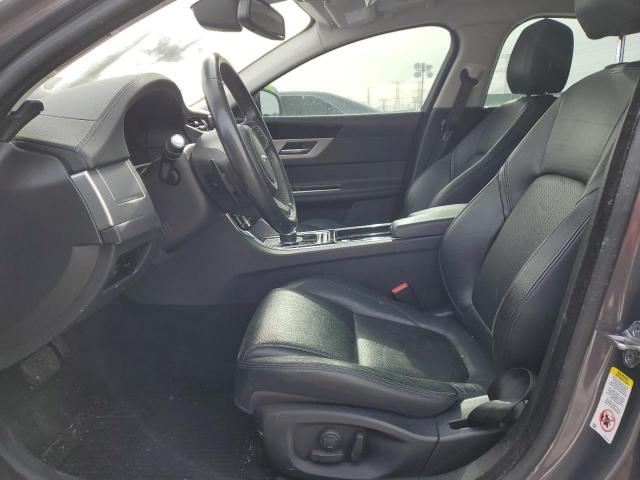 2017 JAGUAR XF PRESTIG - SAJBK4BVXHCY40656