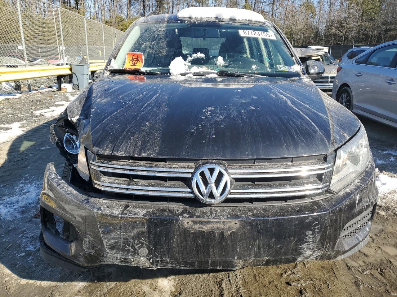 Volkswagen Tiguan s 2017