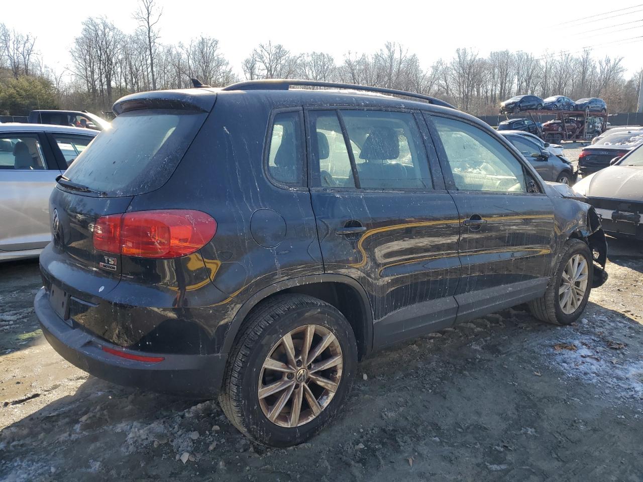 Volkswagen Tiguan s 2017