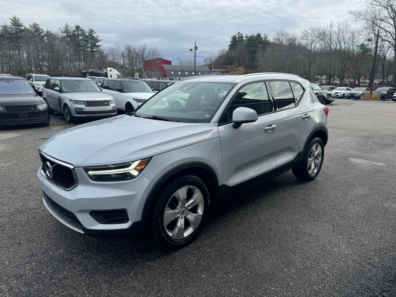 Lot #3052316624 2020 VOLVO XC40 T5 MO