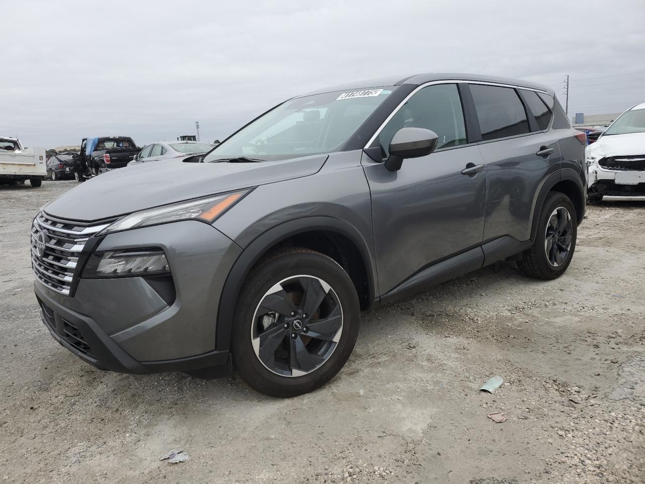  Salvage Nissan Rogue