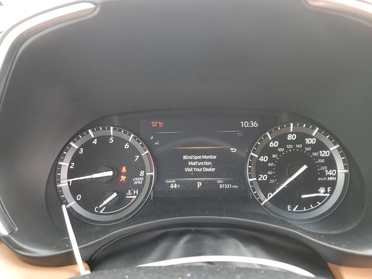 TOYOTA HIGHLANDER PLATINUM