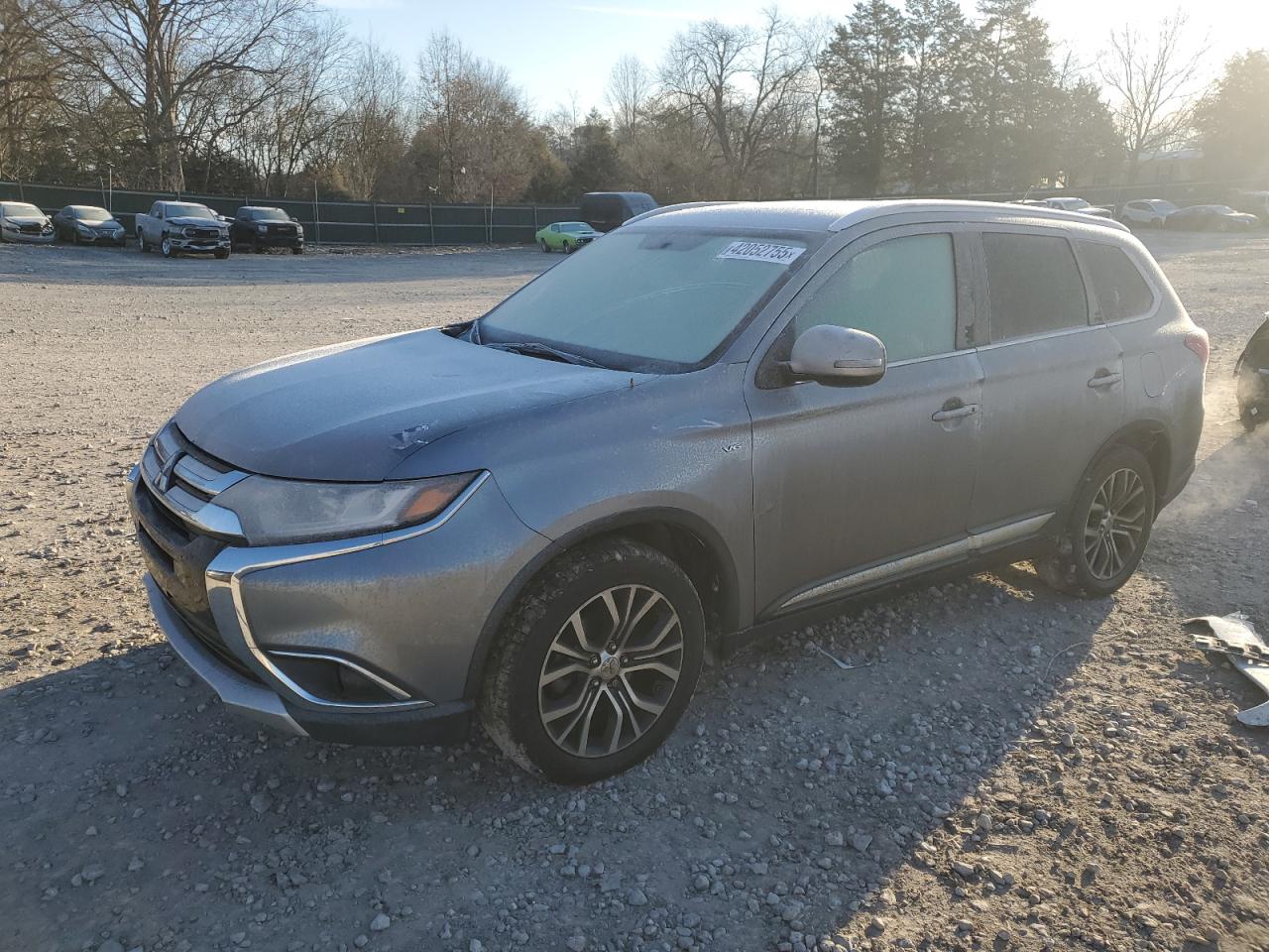  Salvage Mitsubishi Outlander