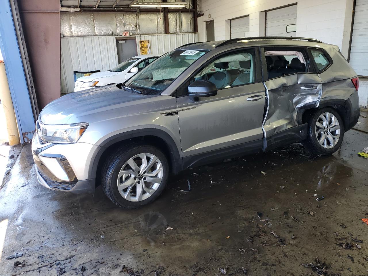 3VVAX7B21PM318838 VOLKSWAGEN TAOS S 2023