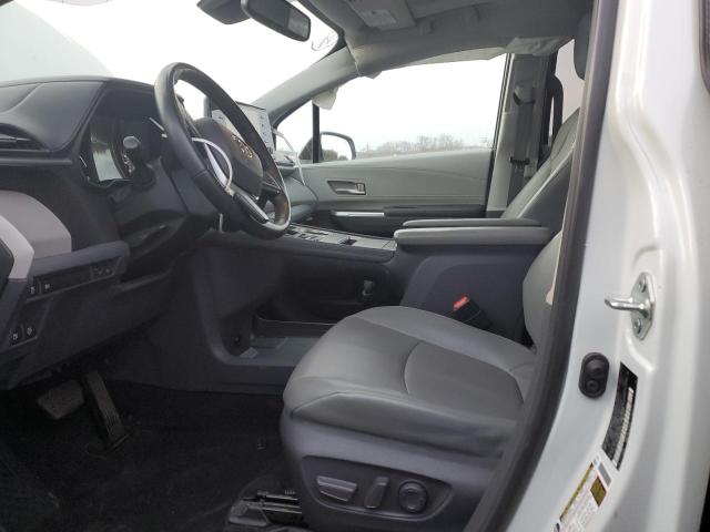 2021 TOYOTA SIENNA XLE 5TDYRKEC5MS008038