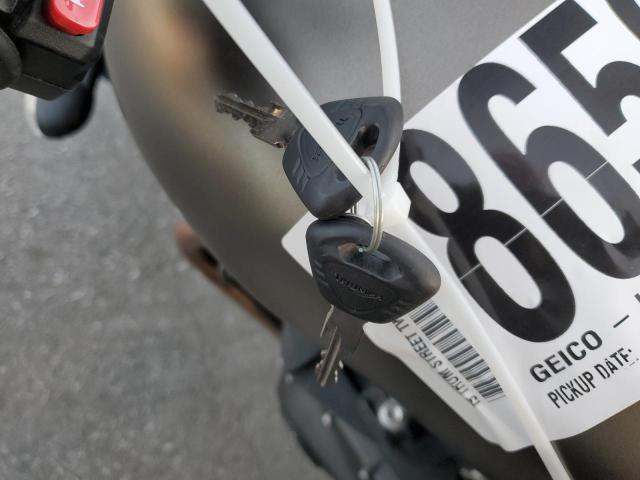 2019 TRIUMPH MOTORCYCLE STREET TWI - SMTD31GN1KT930055