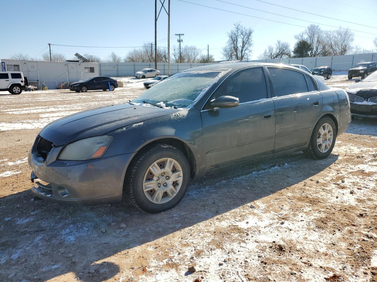  Salvage Nissan Altima