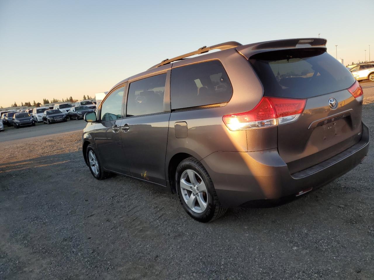 Lot #3051286653 2012 TOYOTA SIENNA LE