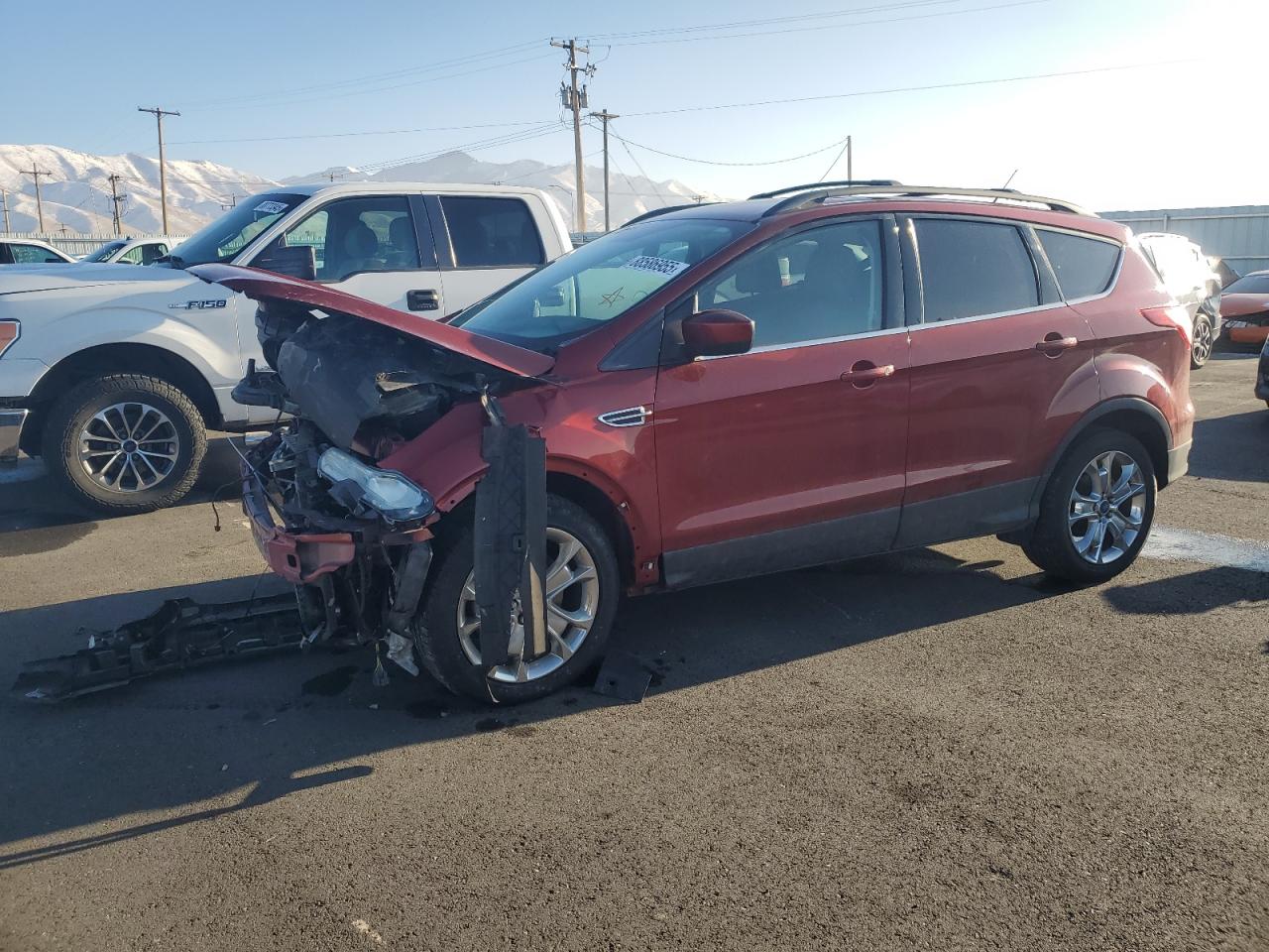  Salvage Ford Escape