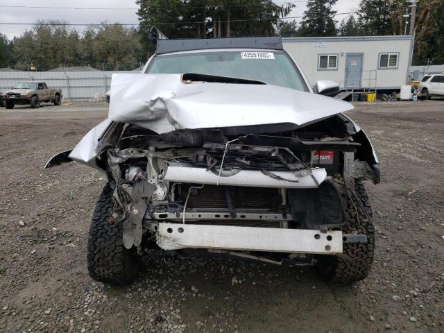 2018 TOYOTA 4RUNNER SR JTEBU5JRXJ5508466
