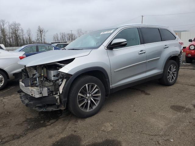 TOYOTA HIGHLANDER SE