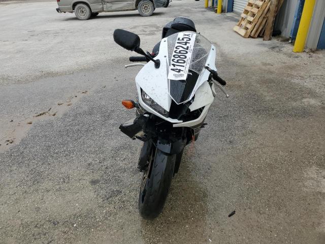 2016 HONDA CBR600 RR - JH2PC40H4GK200002