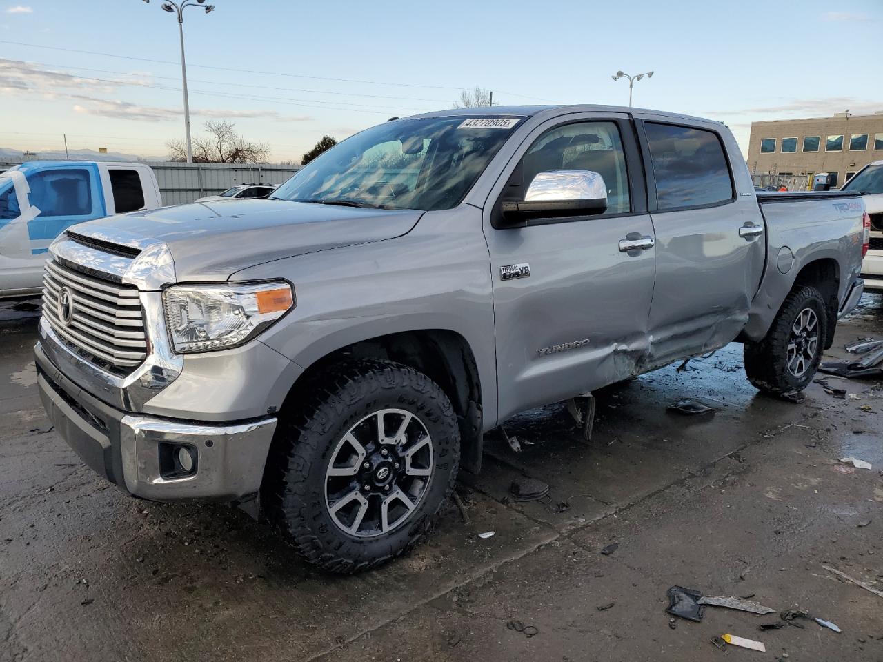  Salvage Toyota Tundra