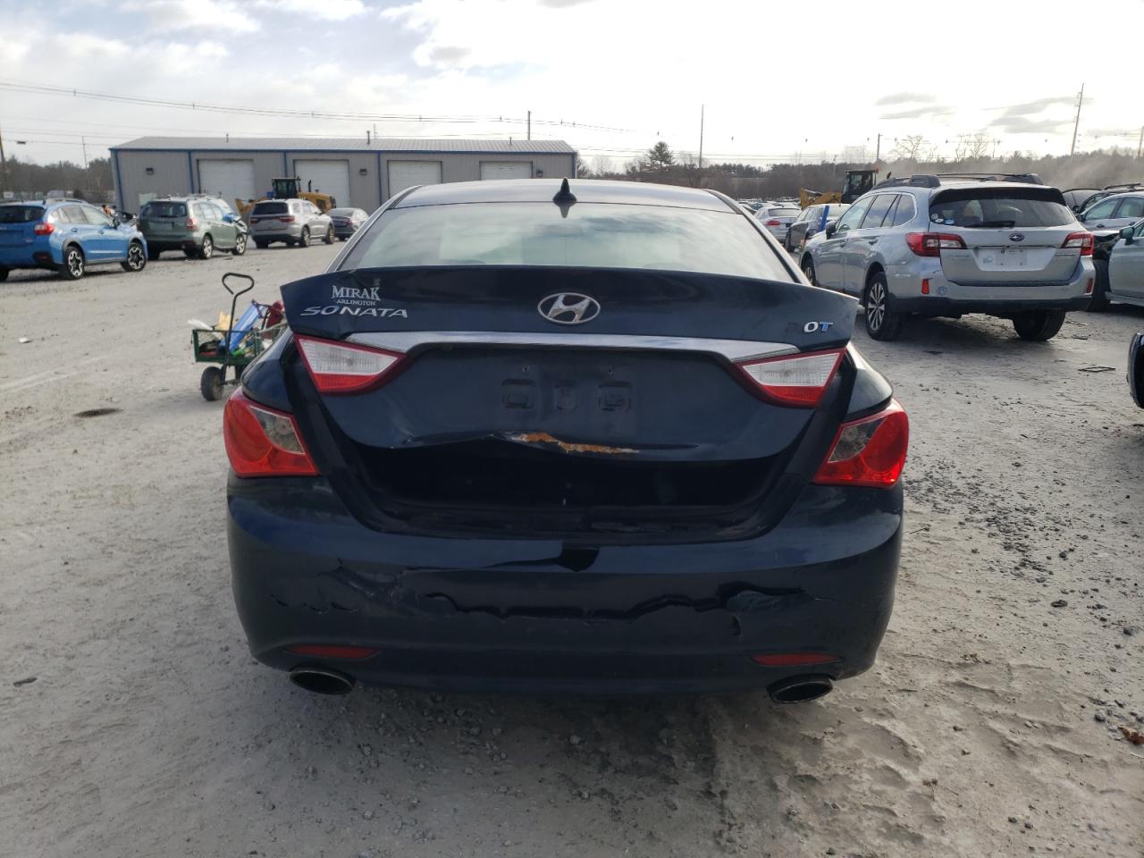 Lot #3051333657 2011 HYUNDAI SONATA SE