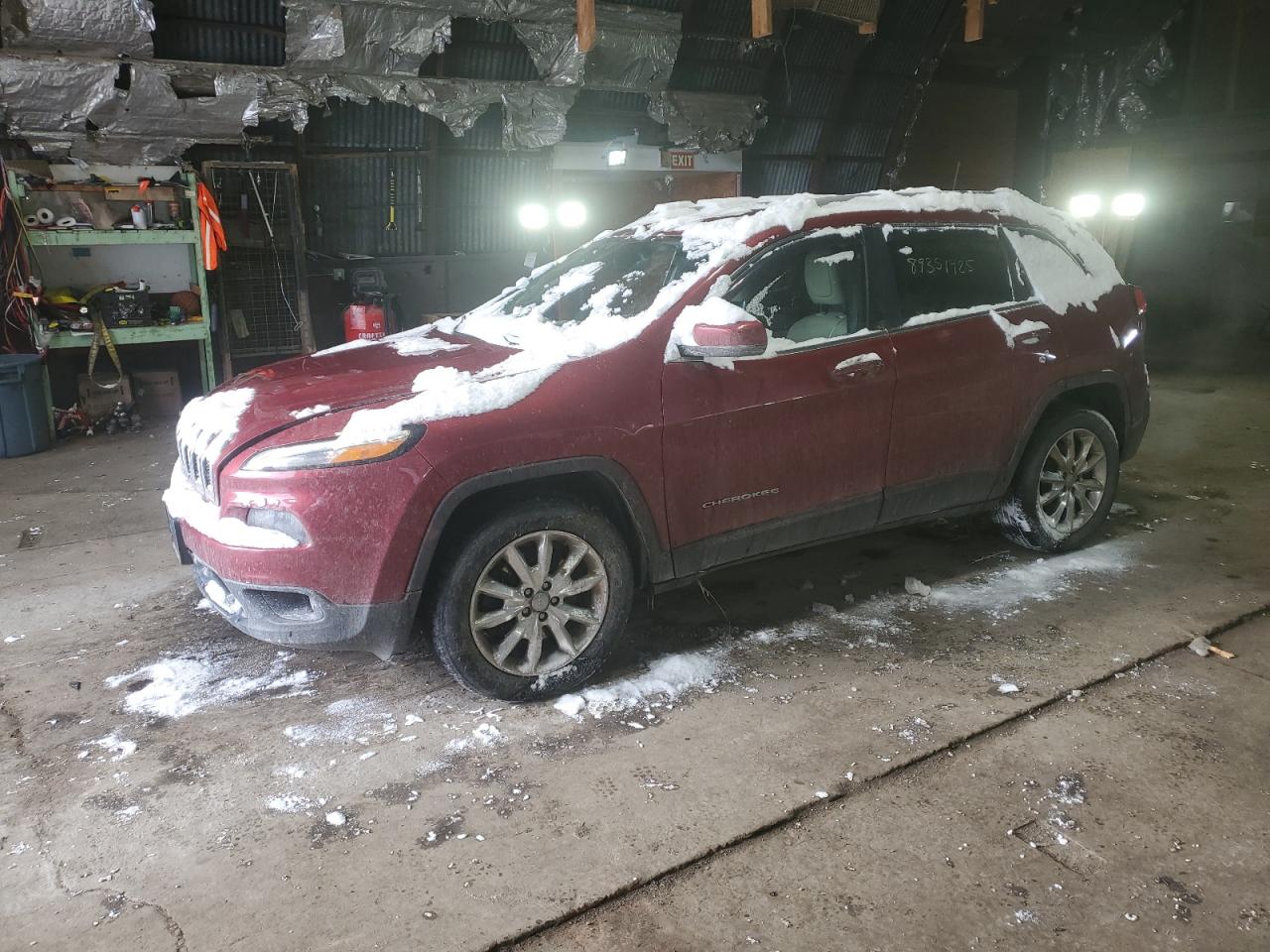  Salvage Jeep Grand Cherokee