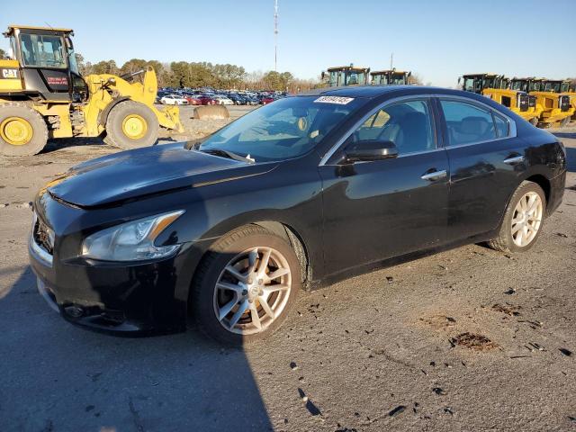 NISSAN MAXIMA S