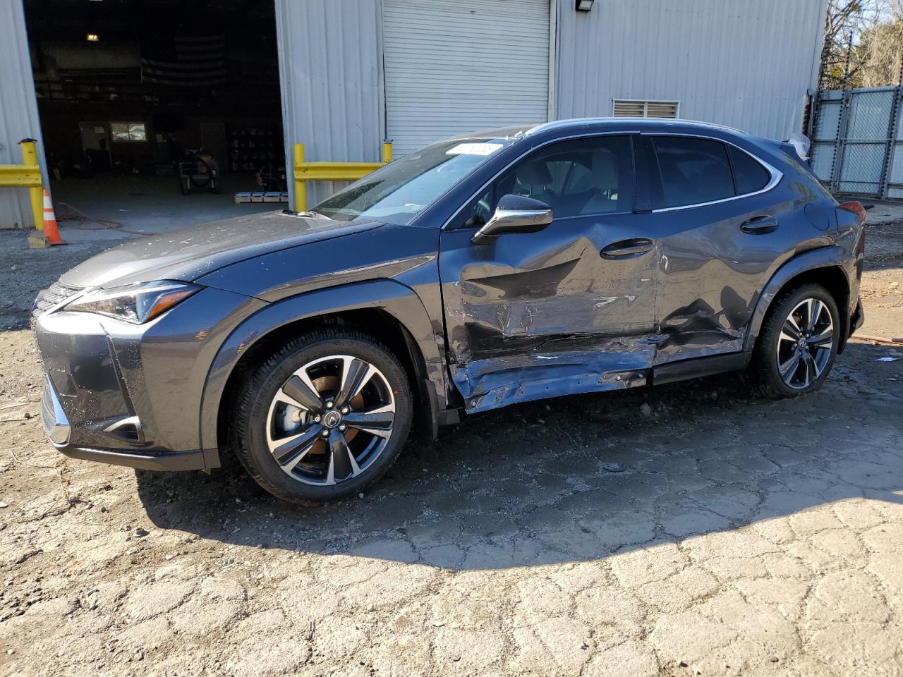JTHYBJAH5S2014716 LEXUS UX 300H BA 2025