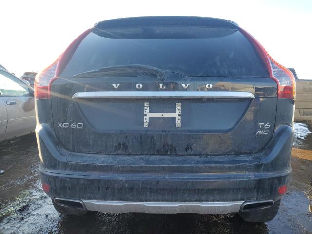 2015 VOLVO XC60 T6 PR - YV4902RC3F2599051