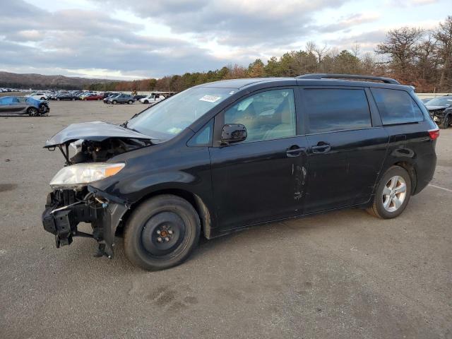 2015 TOYOTA SIENNA LE - 5TDKK3DC9FS553826