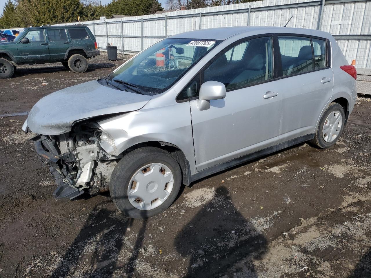  Salvage Nissan Versa