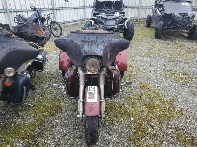 2010 HARLEY-DAVIDSON FLHXXX 1HD1MBM18AB854228