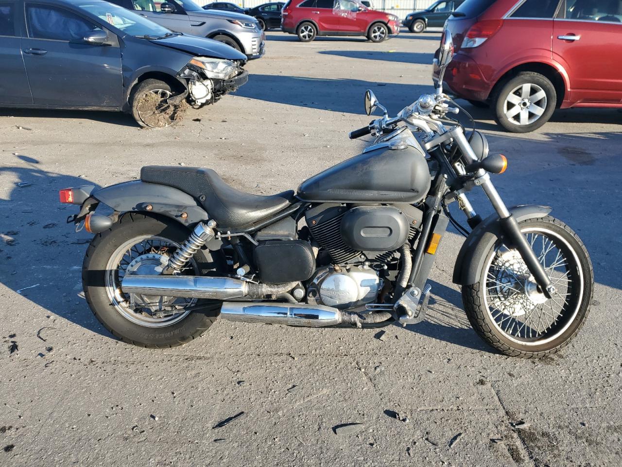 Lot #3051336649 2006 HONDA VT750 C