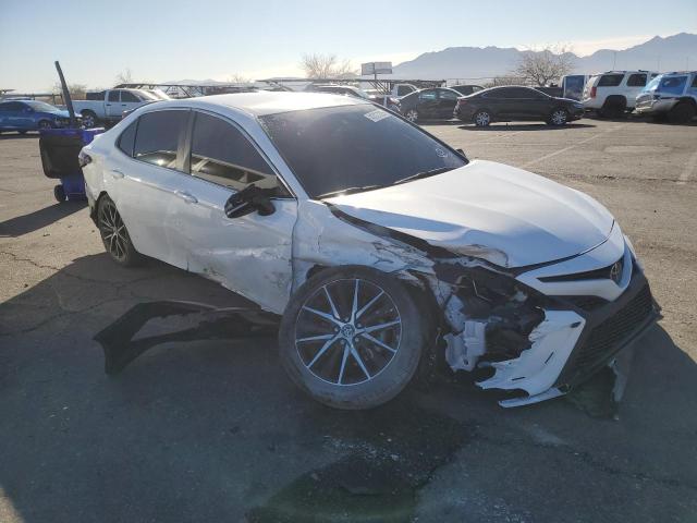 Vin: 4t1g11ak3ru873292, lot: 42027325, toyota camry se night shade 20244
