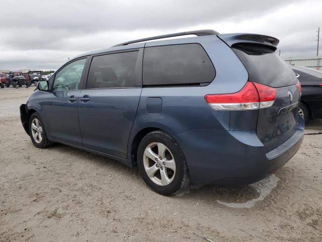 TOYOTA SIENNA LE 2014 blue  gas 5TDKK3DC5ES466505 photo #3