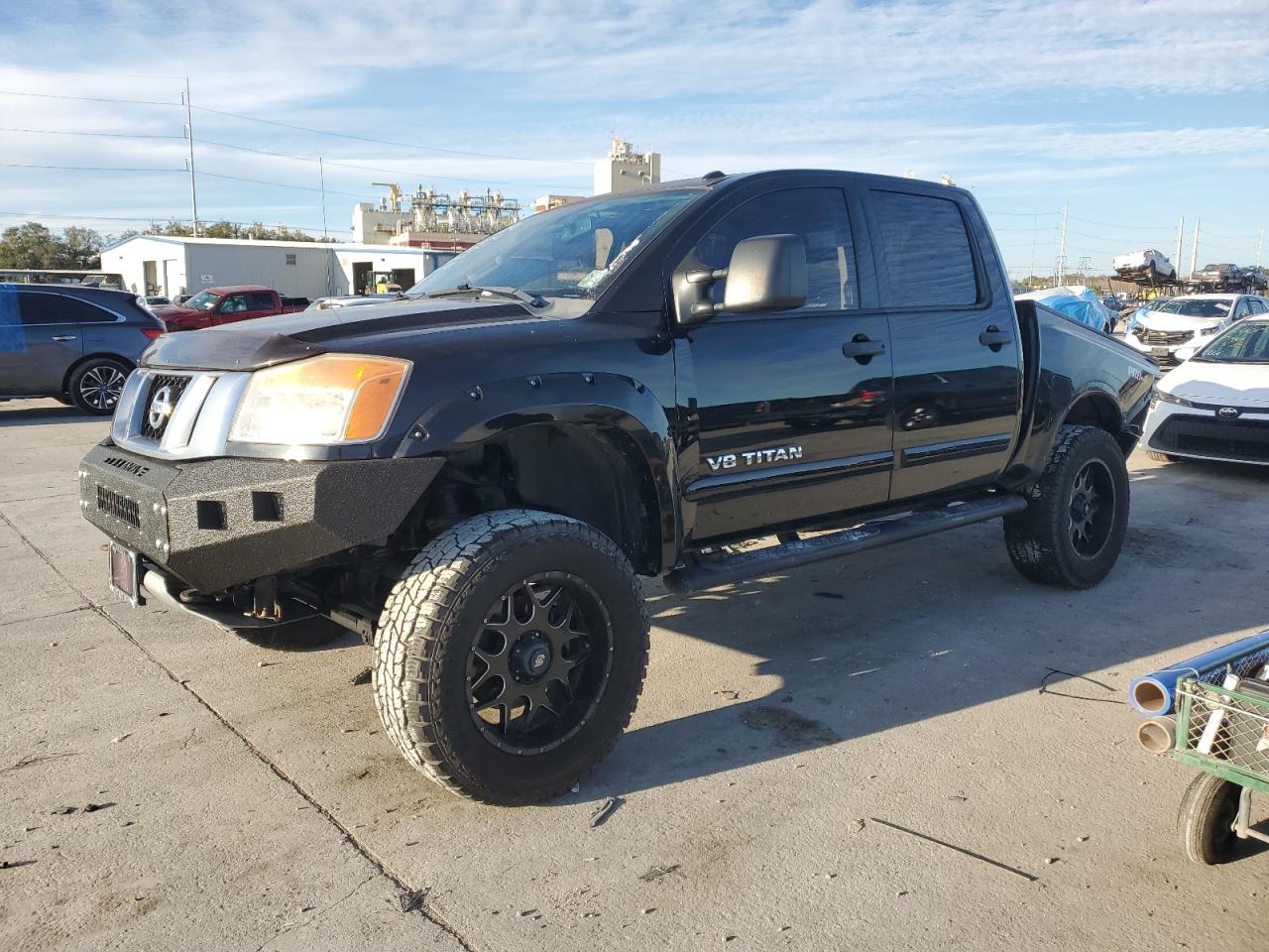  Salvage Nissan Titan