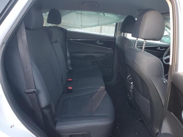 2019 KIA SORENTO LX - 5XYPGDA56KG537061