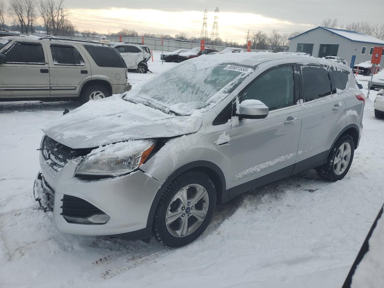  Salvage Ford Escape