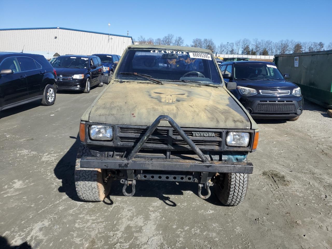 Lot #3056380405 1988 TOYOTA PICKUP RN6