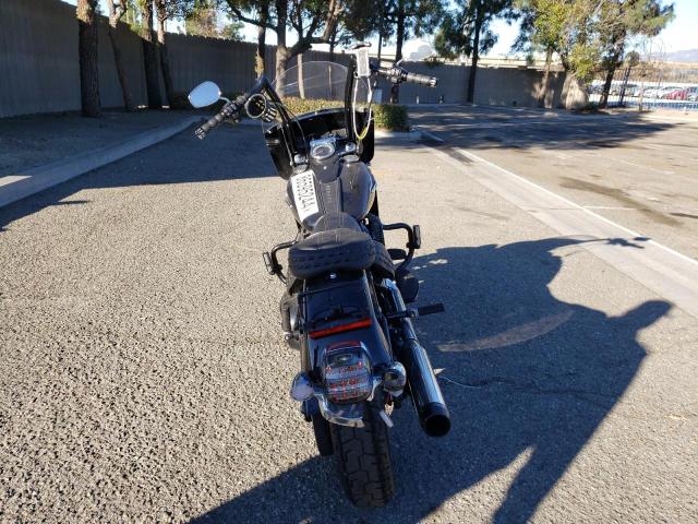 2018 HARLEY-DAVIDSON FLHCS HERI 1HD1YBK34JC080644