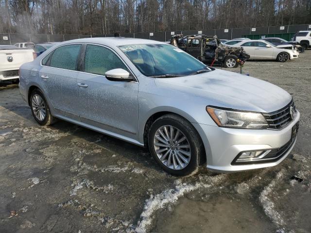 2016 VOLKSWAGEN PASSAT SE - 1VWBT7A31GC004856
