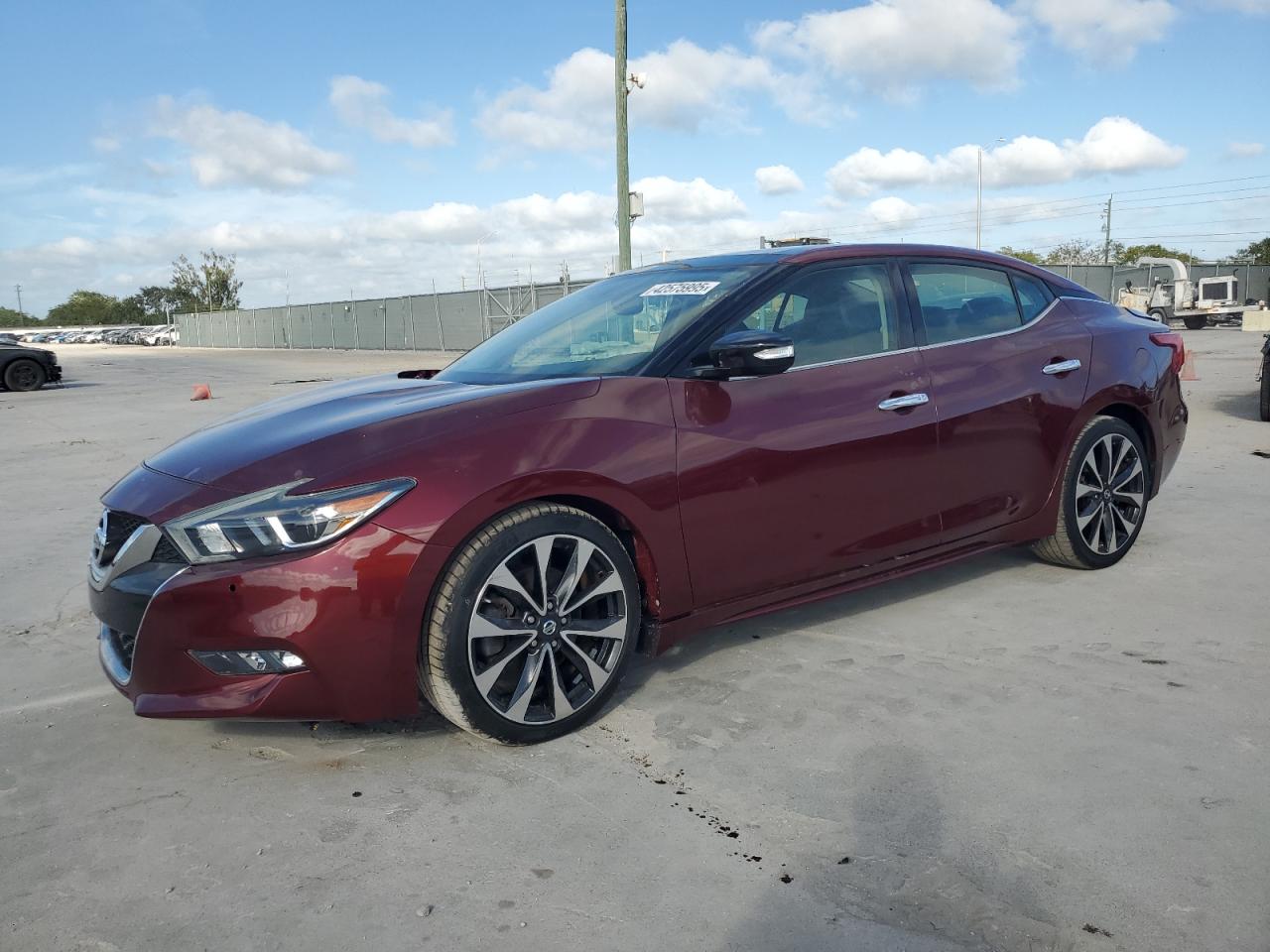  Salvage Nissan Maxima