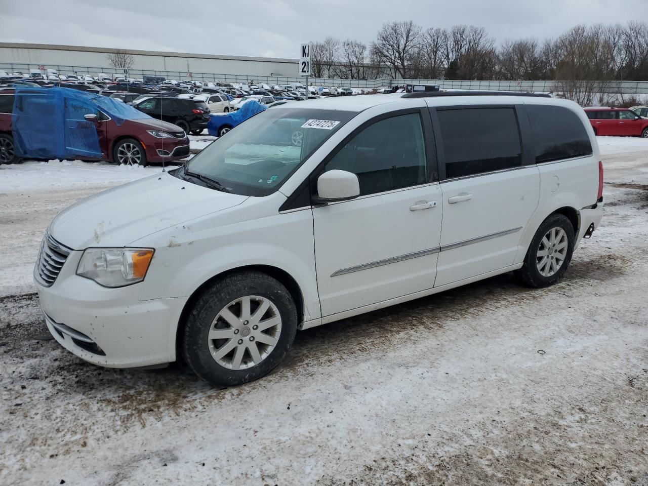  Salvage Chrysler Minivan