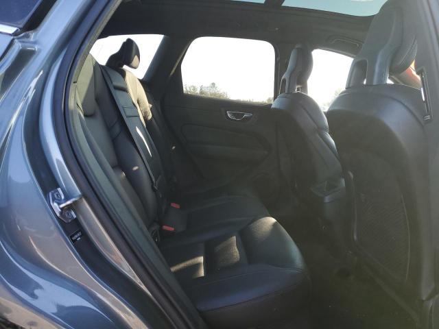 2018 VOLVO XC60 T6 MO YV4A22RKXJ1042327