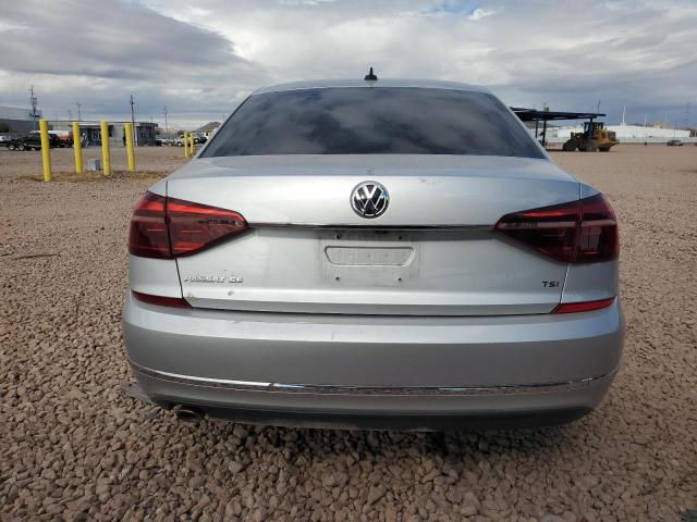 2017 VOLKSWAGEN PASSAT SE 1VWBT7A38HC073951