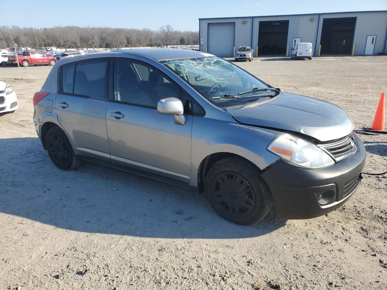 NISSAN VERSA S