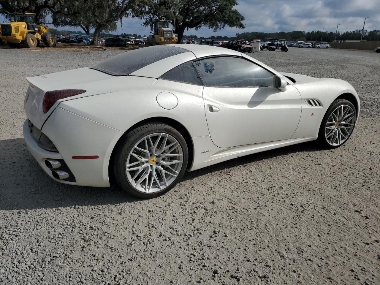 Lot #3050310914 2012 FERRARI CALIFORNIA