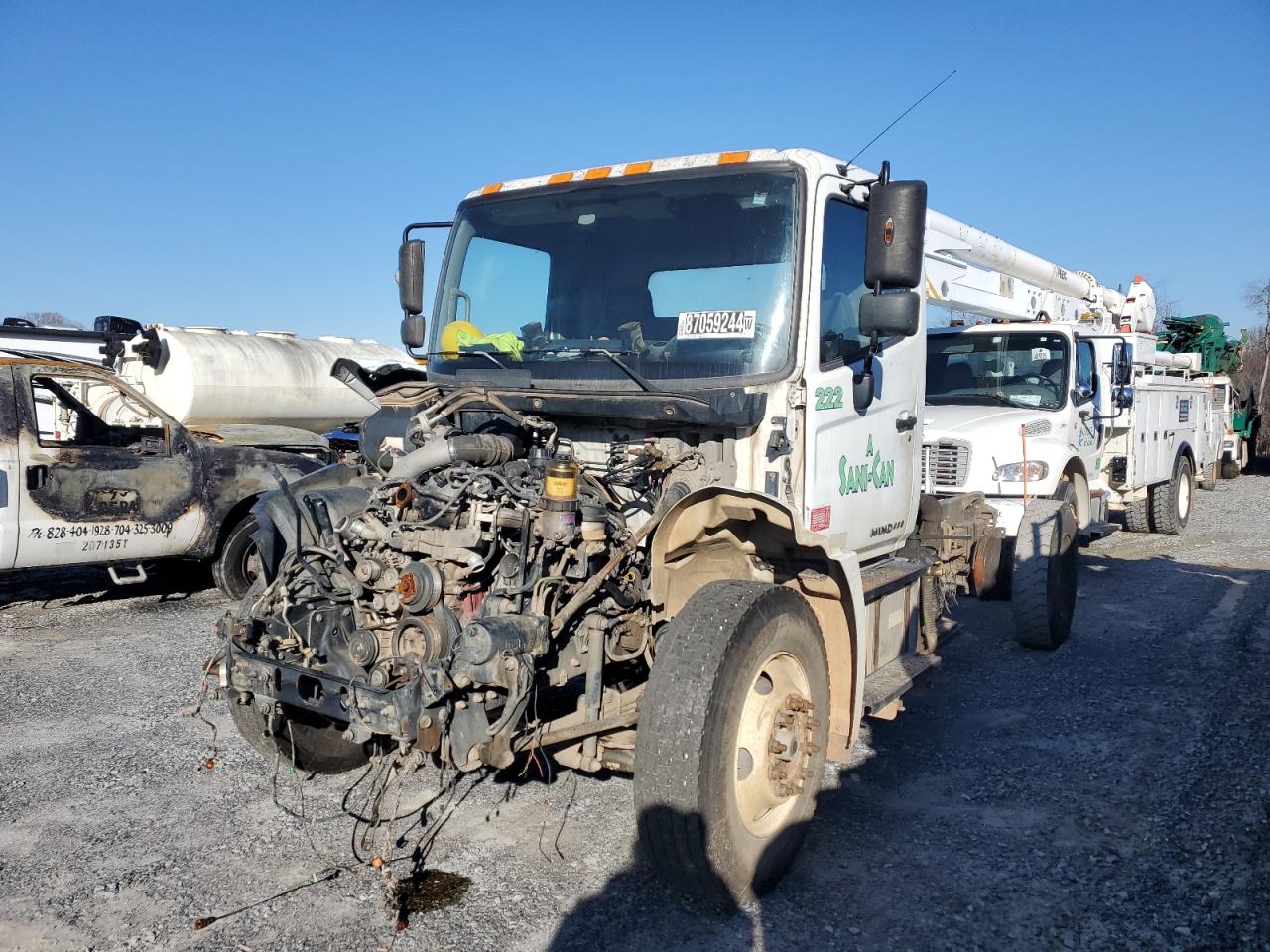 Lot #3304630954 2016 HINO HINO 338