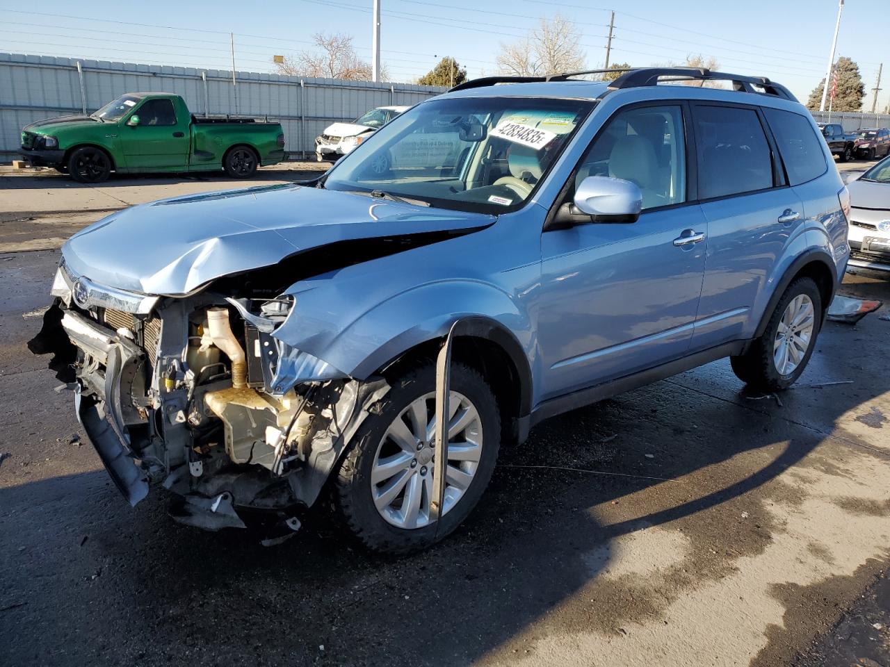  Salvage Subaru Forester