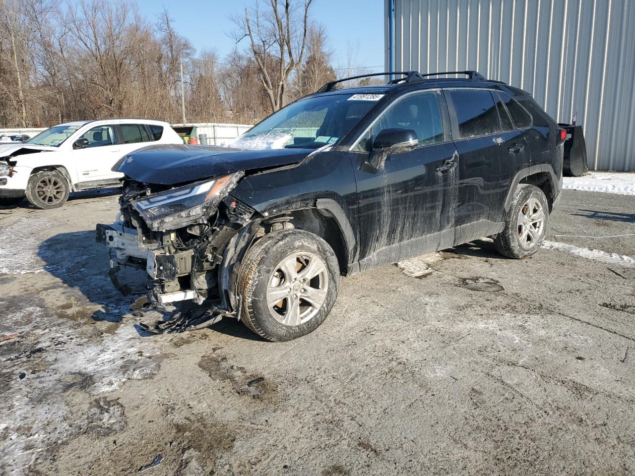 2T3P1RFV4NC321045 TOYOTA RAV4 XLE 2022